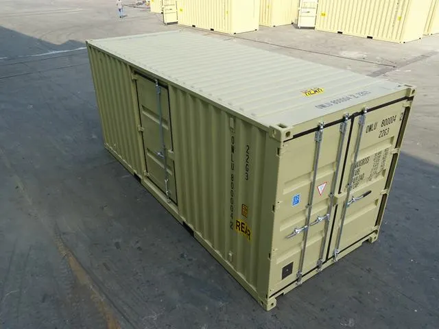 OWLU 20ʹ GP + 4ʹ side door container, rear view