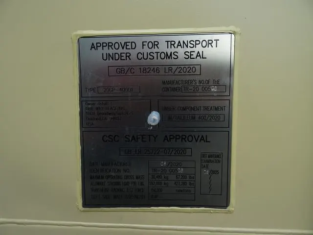 CSC safety approval plate showing the container’s owner number, manufacture date and type-approval details