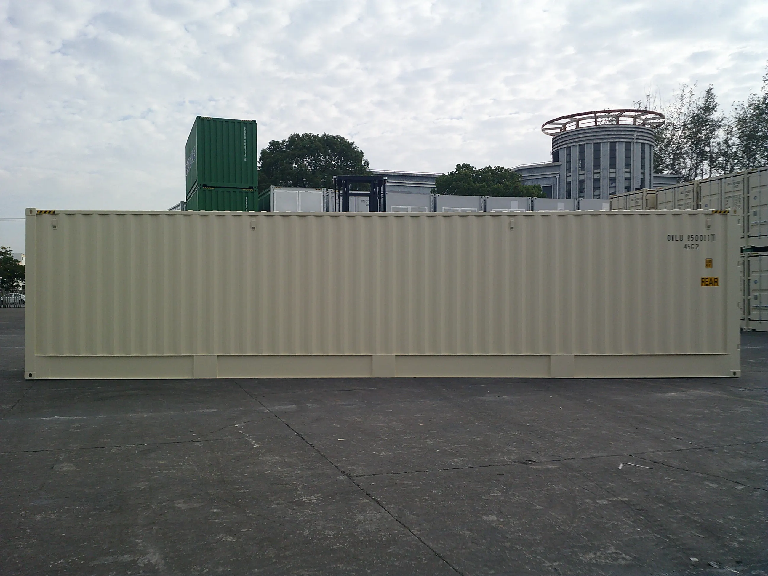 OWLU 40ʹ OS HC container