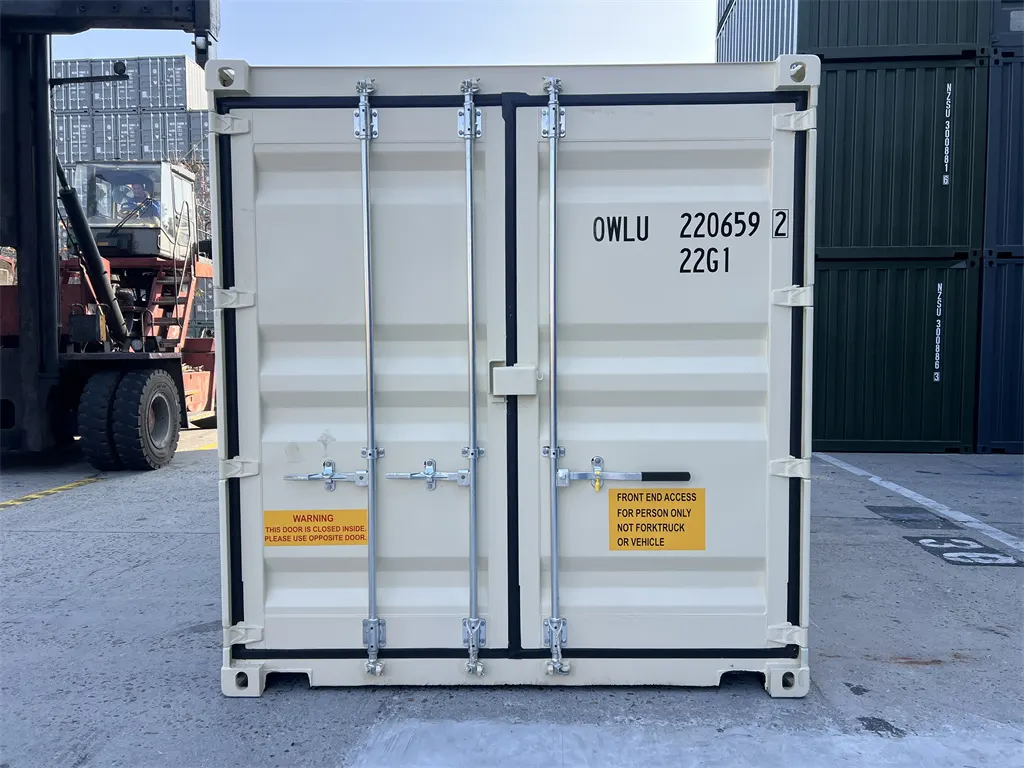 OWLU 20ʹ DD container, front view