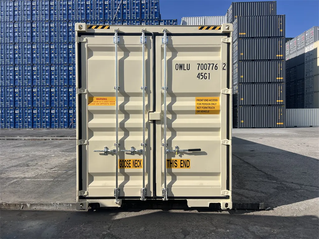 OWLU 40ʹ HC DD container, front view
