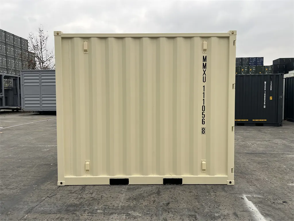 MMXU 10ʹ MiniMAX container, left side view