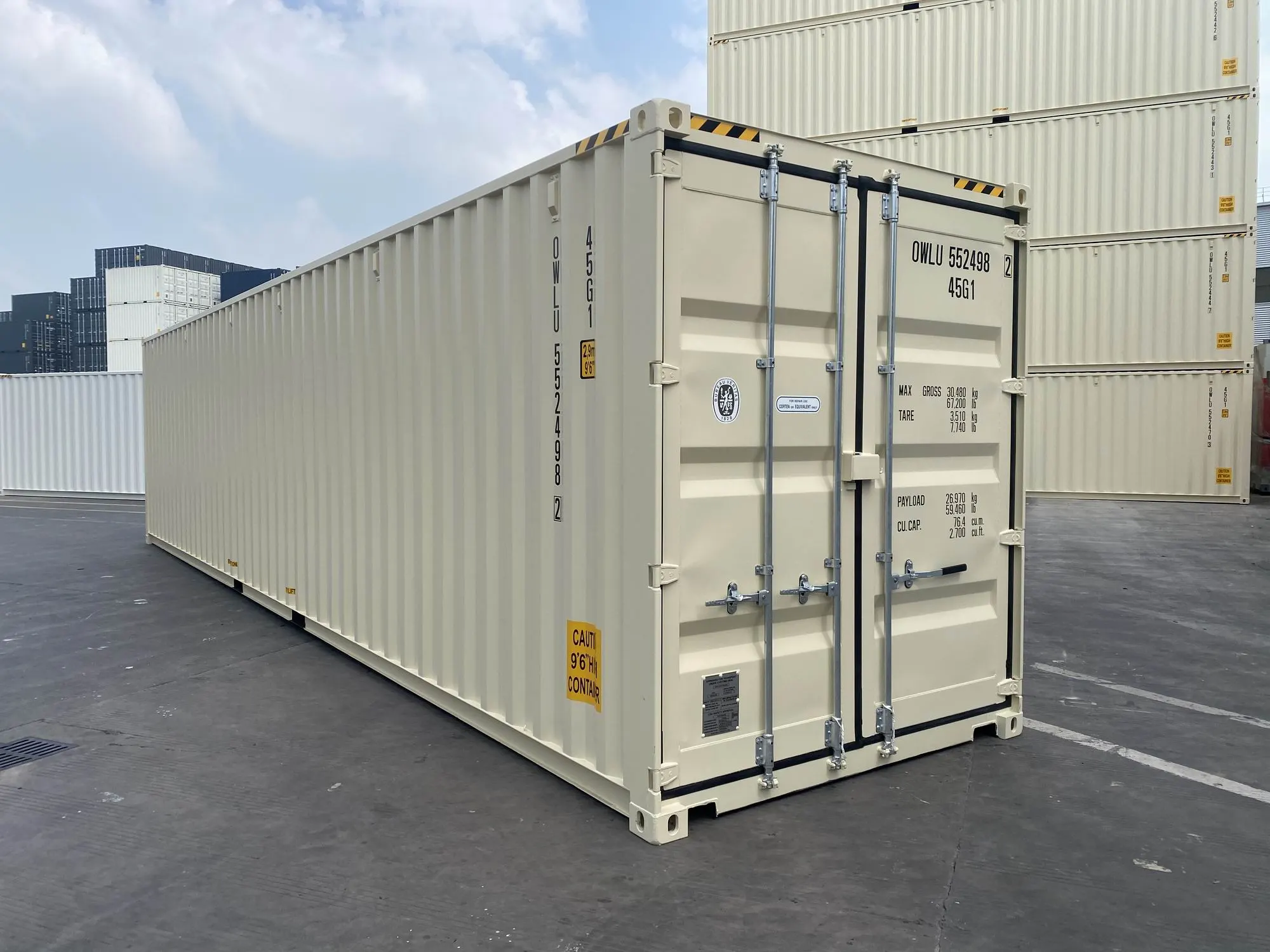 OWLU 40ʹ HC container — rear left