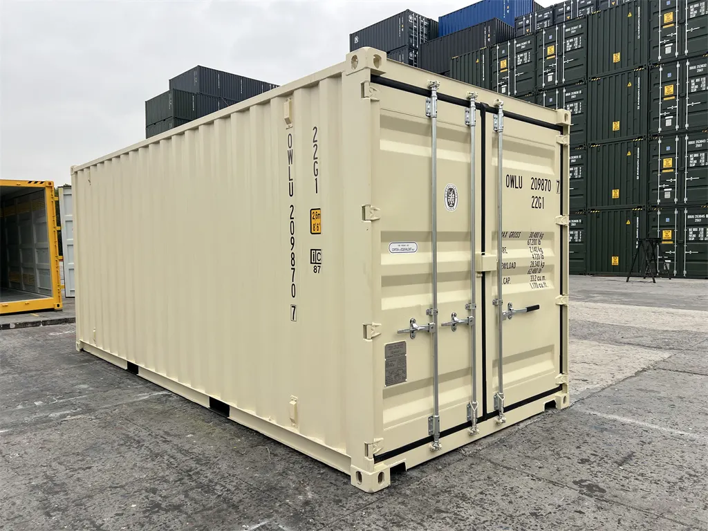 OWLU 20ʹ GP container, rear left view