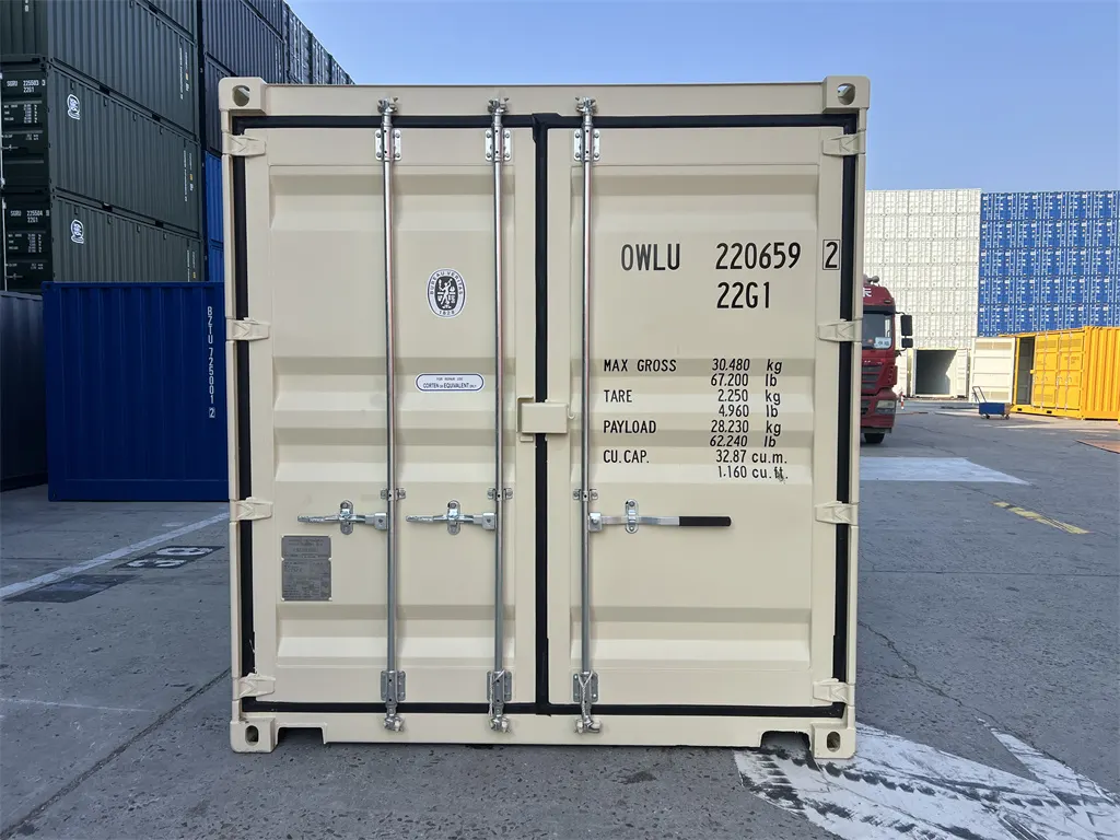 OWLU 20ʹ DD container, rear view